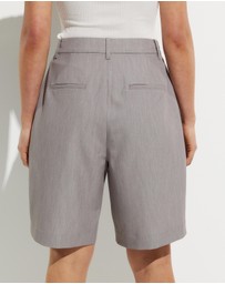 Calli - Dalby Bermuda Shorts