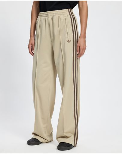 Stone Khaki & Earth Strata