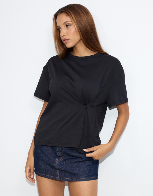 Dazie - Bronte Snap T-Shirt