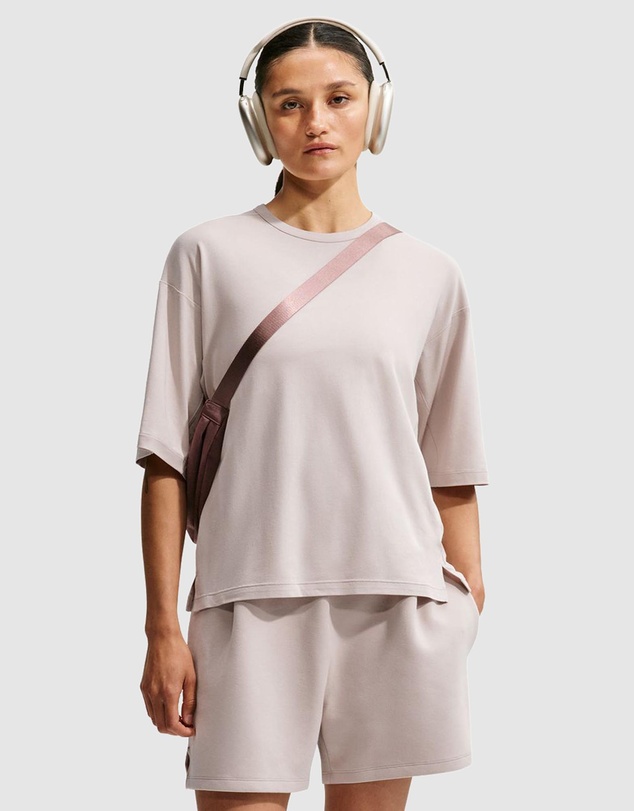 Nike - 24.7 ImpossiblySoft Light Dri-FIT SS T-Shirt