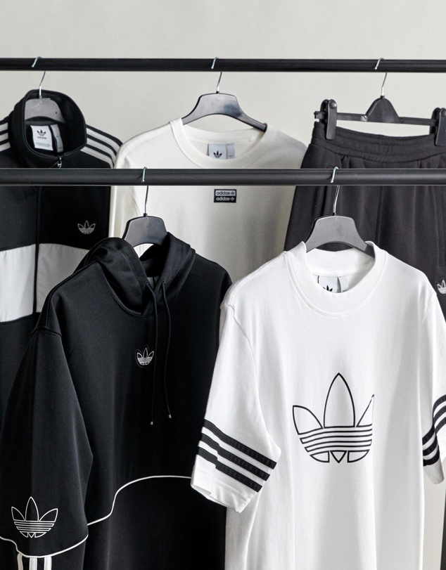 adidas Originals - Outline Shorts