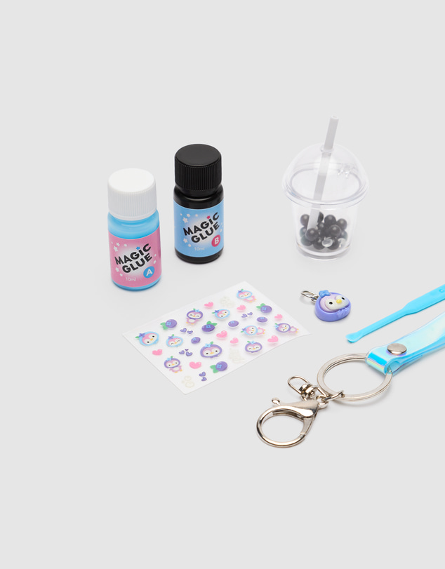 Seed Heritage - Tiger Tribe Bag Charm Kit Blueberry Bubble Tea