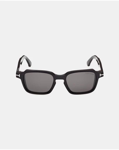 Tom Ford - Ezra-02