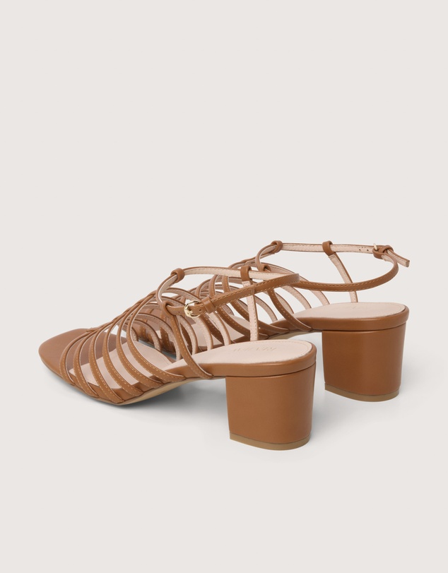 Review - Cynthia Heel