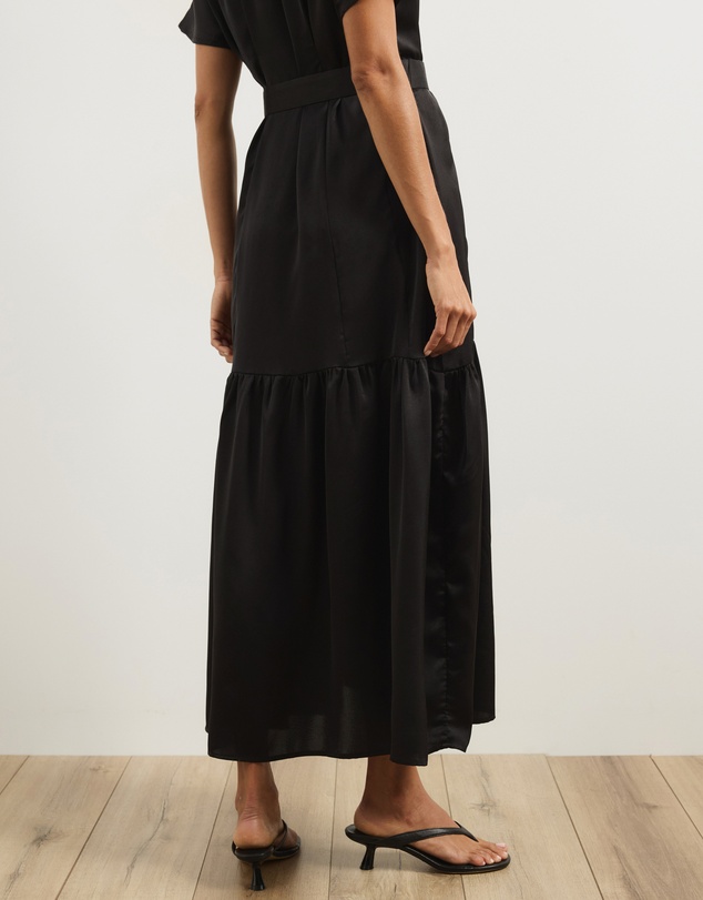 Atmos&Here - Margot Satin Short Sleeve Midi Dress