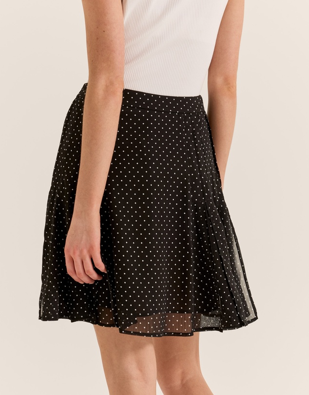 Review - Zoe Spot Mini Skirt
