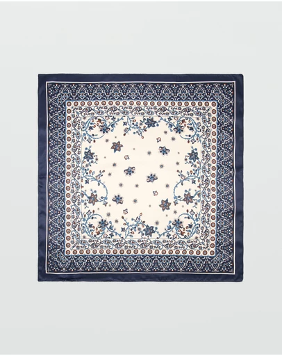 M.N.G - Hojas Kerchief