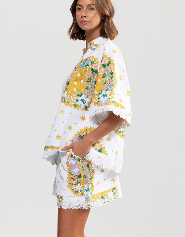 Binny - 2 Massinger Street Top