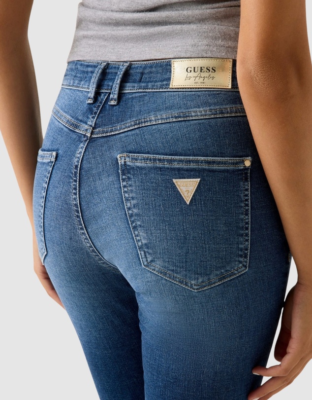 GUESS - High Rise 1981 Button Jean