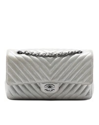Pre-Loved by Azura Reborn - Pre-Loved Medium Classic Chevron Iridescent Lambskin Double Flap