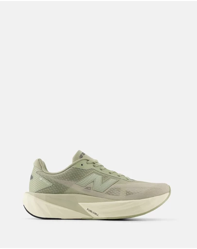New Balance - FuelCell Rebel v5 (Wide Fit) - Men's