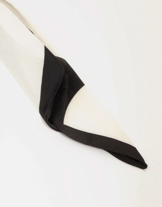Lovisa - Classic Black Geometric Fabric Scarf