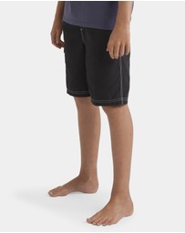 Billabong - Boys 8 to 16 Throw On Boardshorts