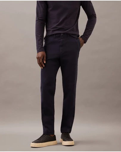 Calvin Klein - Slim Chinos