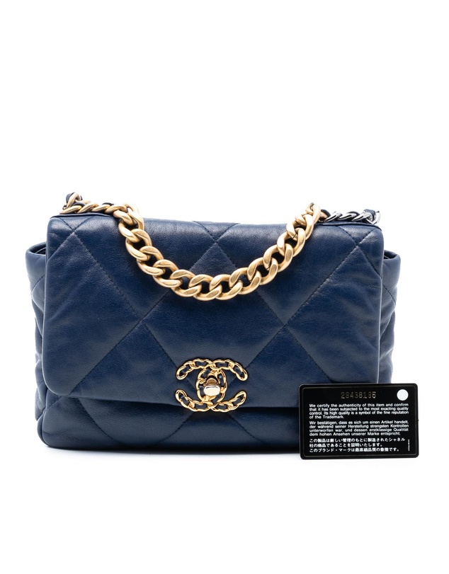 Pre-Loved by Azura Reborn - Pre-Loved Medium Lambskin 19 Flap