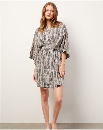 Serpent print