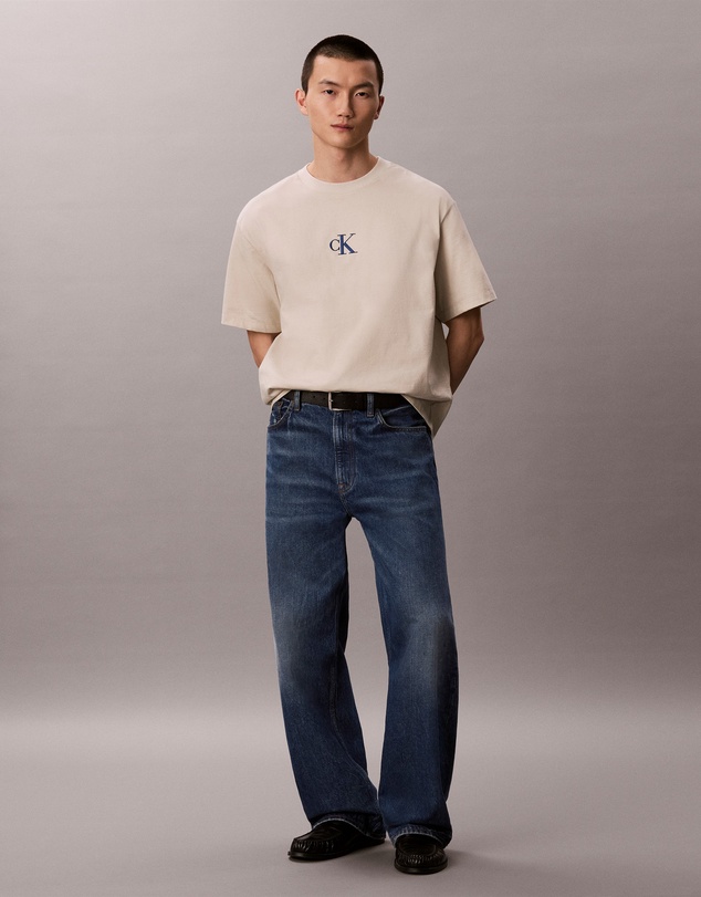 Calvin Klein Jeans - Oversized Back Logo T-Shirt
