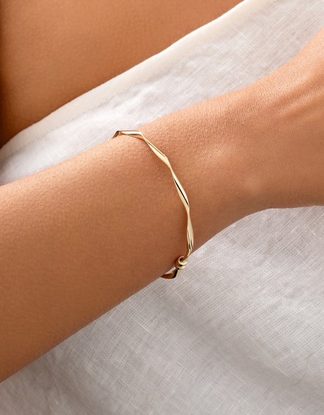 Michael Hill - 60mm Hollow Twist Bangle In 10kt Yellow Gold