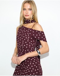 Dazie - The Moment Chiffon Polka Dot Maxi Dress