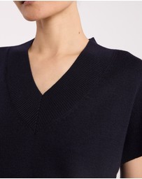 David Lawrence - Laverne Merino Knit Vest