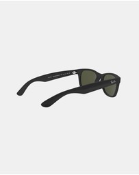 Ray-Ban - New Wayfarer Classic RB2132