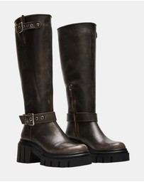 Steve Madden - Brigade Brown Distressed Boots