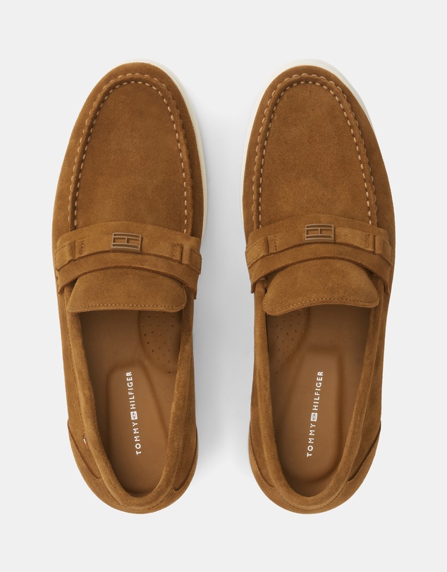 Tommy Hilfiger - Malko Light Suede Flag Hardware Loafers - Men's