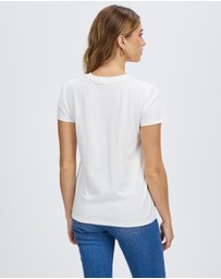 Levi's - The Perfect Tee