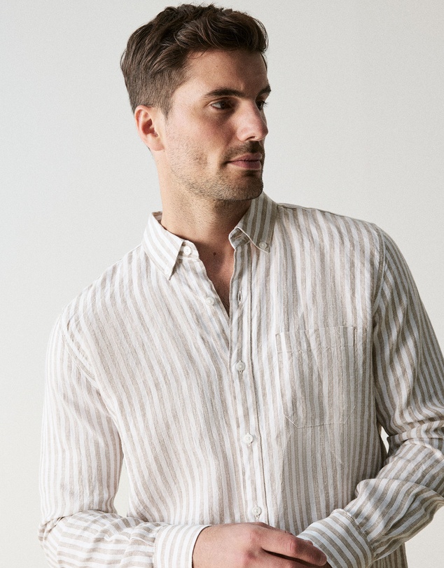 Trenery - Regular Fit Delave Linen Bold Stripe Shirt in Sahara