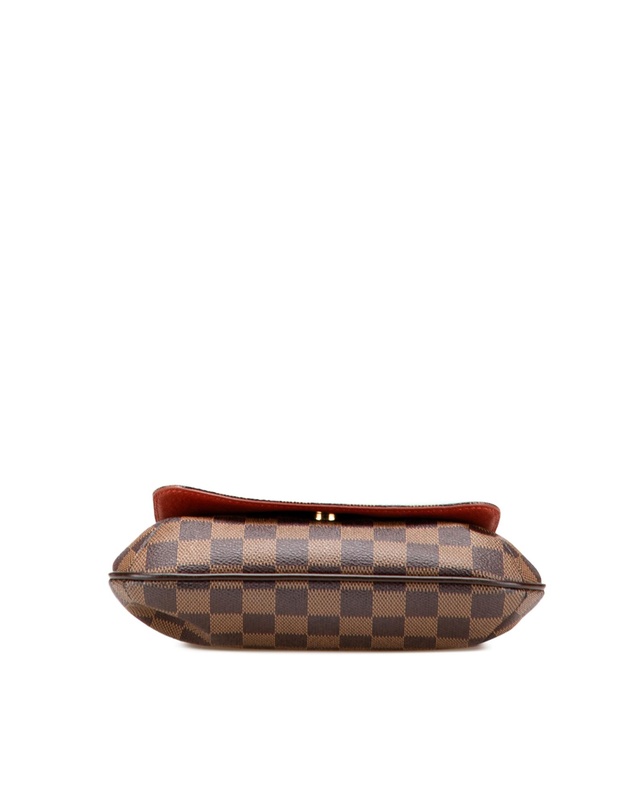 Pre-Loved by Azura Reborn - Pre-Loved louis vuitton Versatile Checkered Crossbody Bag for Everyday Use