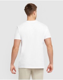 GUESS - Siollan Crew Neck Short Sleeve Tee