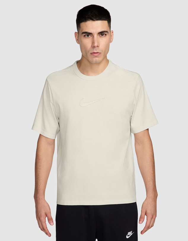 Nike - Sportswear Premium Essentials T-Shirt