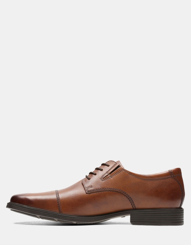 Clarks - Tilden Cap Dark Tan