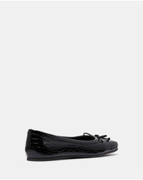 Therapy - Laine Ballet Flats