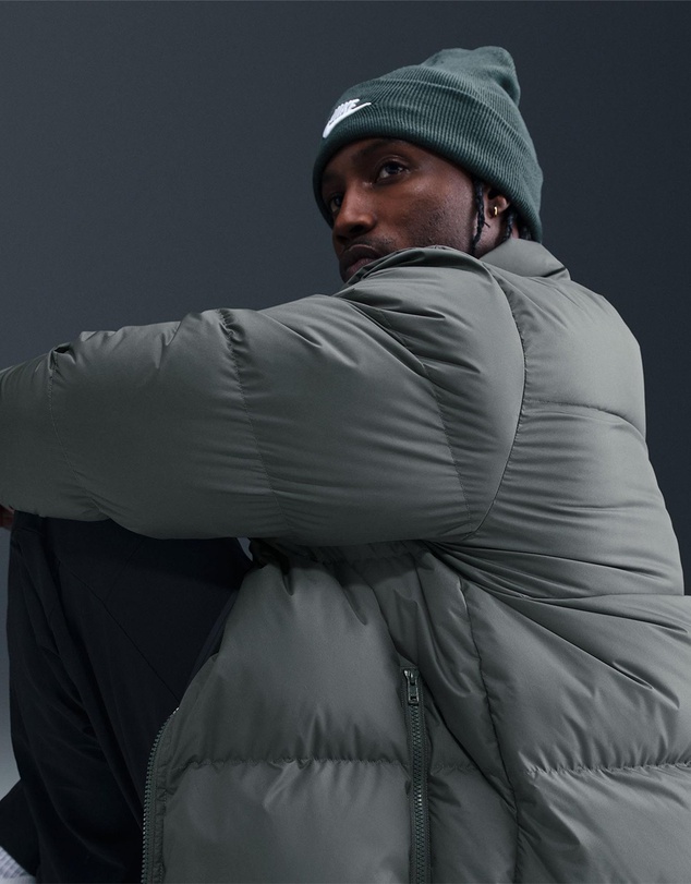Nike - Sportswear Club Therma-FIT Puffer Jacket