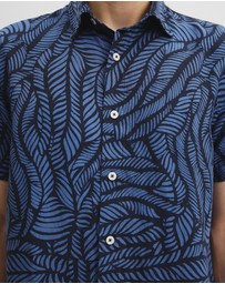 Country Road - Short Sleeve Leaf Linen Shirt