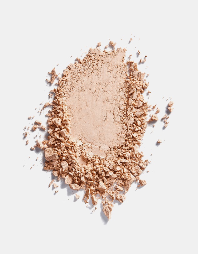 Napoleon Perdis - Camera Finish Powder Foundation Look G4 Gold Sand