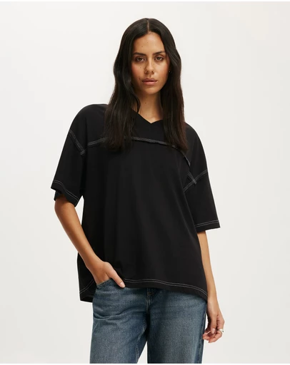 Cotton On - The Oversized V Neck Tee
