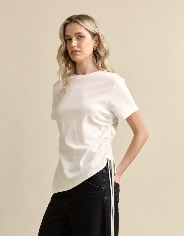 MVN - Rouched Side Tee