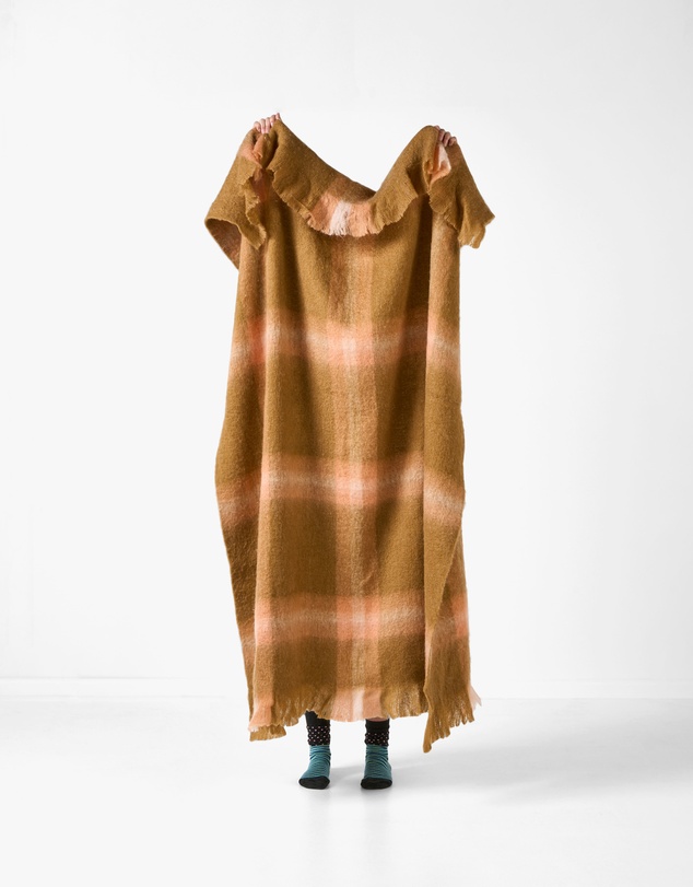 Linen House - Clover Throw