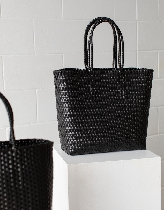 Mimmi Terra - Traveller Tote Nera