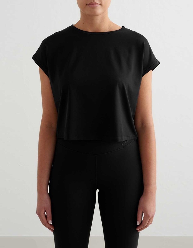 Aim'n - Soft Basic Roll-Sleeve Top