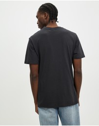 Lee - Classic Embroidery Tee