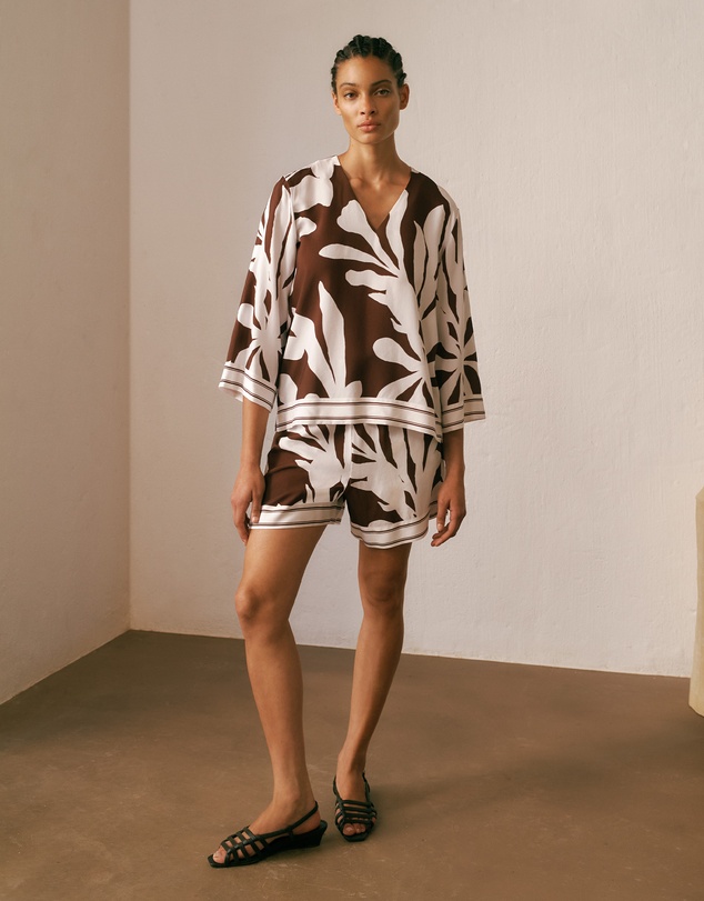 Trenery - Wakame Border Stripe Relaxed Short in Espresso