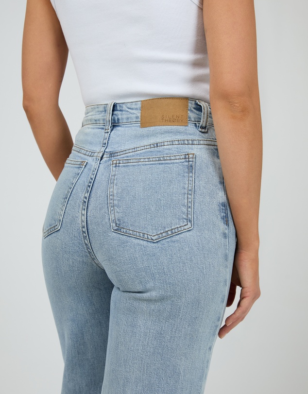Silent Theory - Hunter Comfort Wide Leg Jean