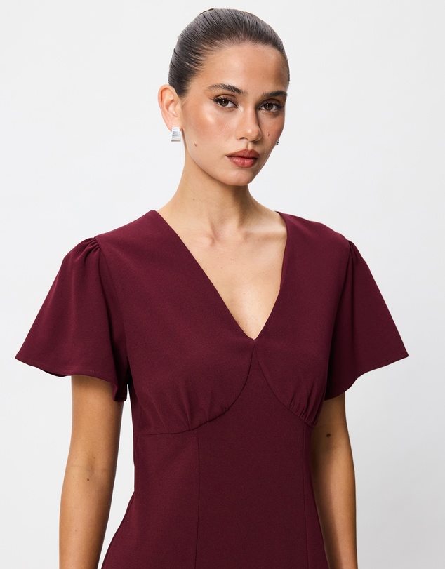 Tussah - Isabella Flutter Sleeve Crepe Midi Dress