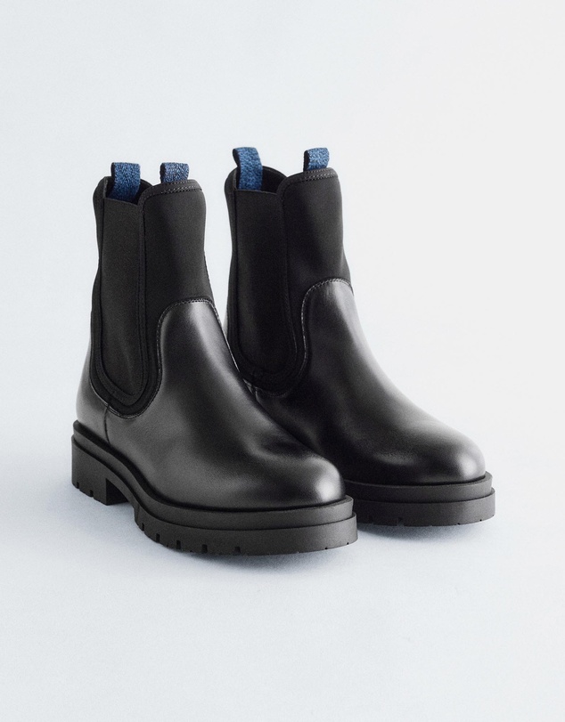 & Other Stories - Leather Chelsea Boots