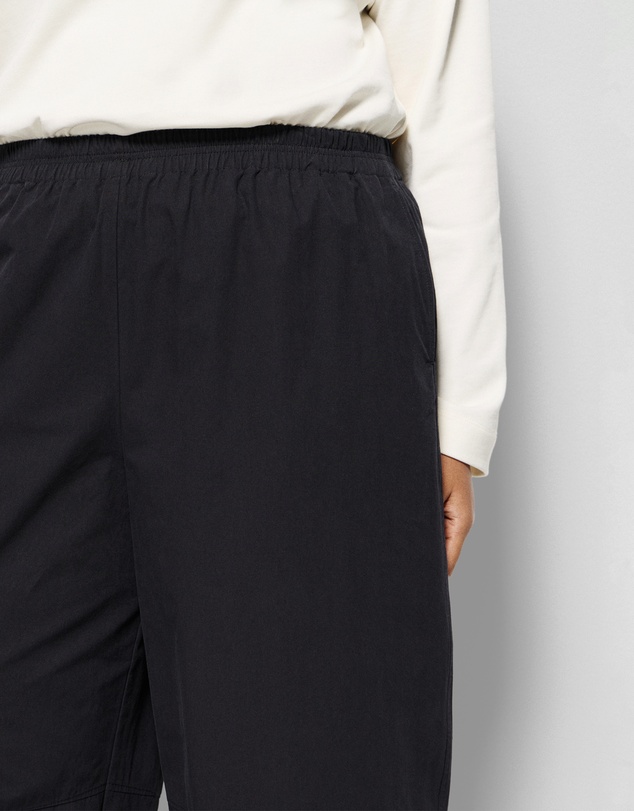 Commonry - Jemma Pant