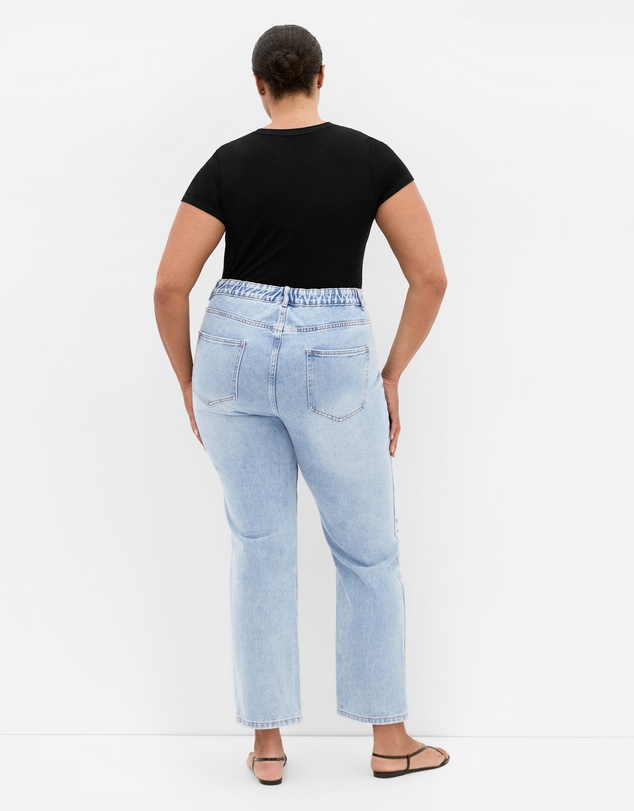 City Chic - Plus size Harley Fit Hanna Straight Leg Regular Jean - light wash