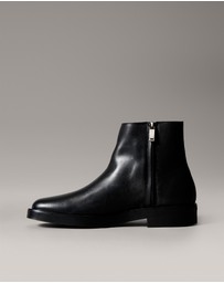 Calvin Klein - Refined Zip Leather Boots
